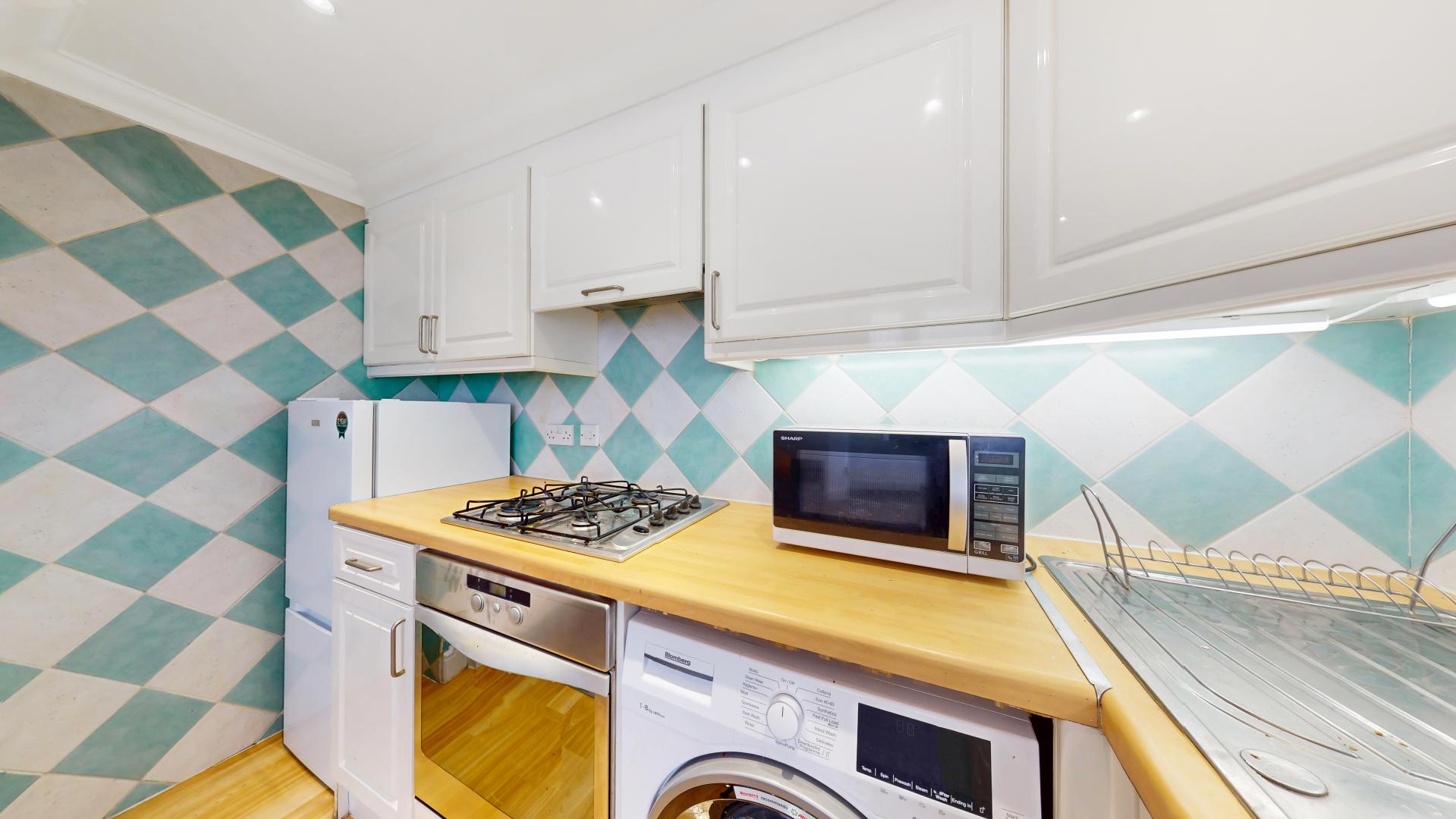 Amazing Location Howitt Road, Belsize Park